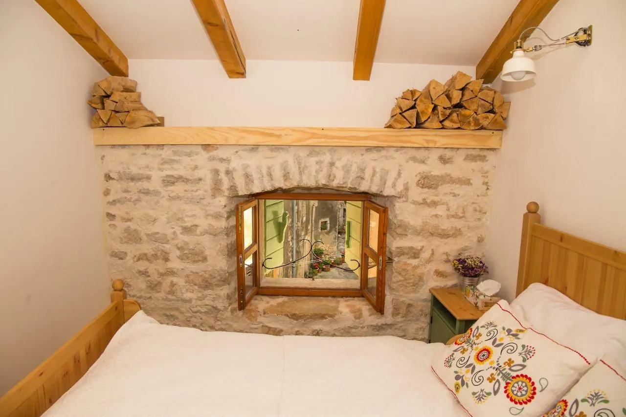 Villa Di Piazza Višnjan Appartement